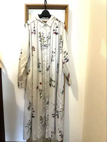 AMERI 꽃무늬 롱 셔츠 원피스