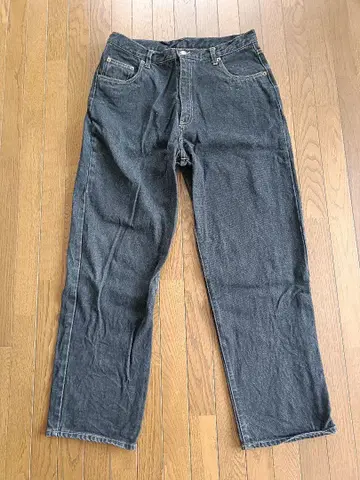 CITY MATURAL 새상품급 스트레이트 데님 블랙