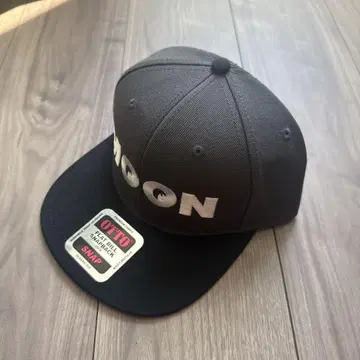 새상품 MOON 야구 모자