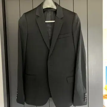가라 아벤트 쓰리피스 수트