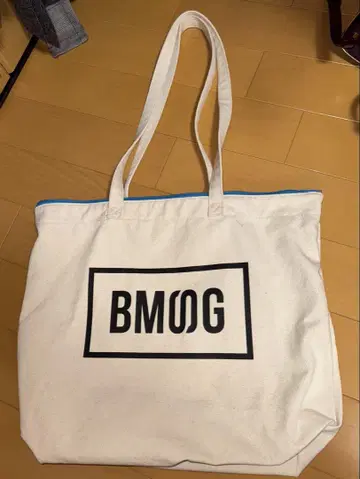 BMSG 로고 지퍼 토트백 아쿠아