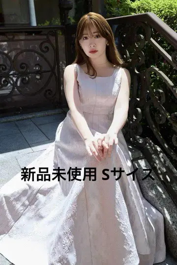 헤르립토 클래식 플로럴 자카드 드레스