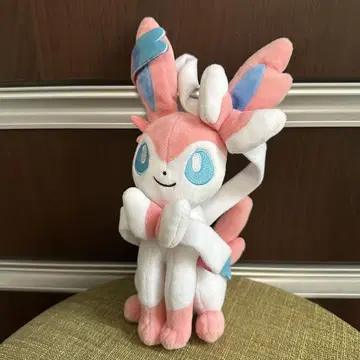 닌피아 봉제 인형