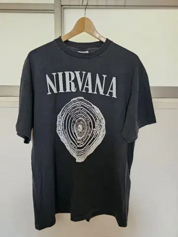 NIRVANA 티셔츠 X-Large