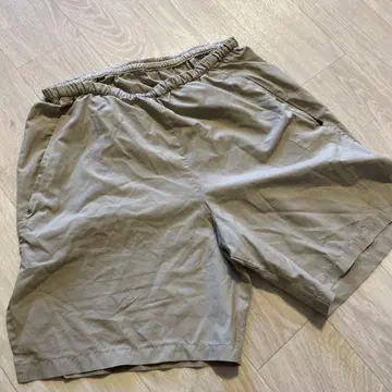 Houdini pace wind shorts 남성용 S 베이지