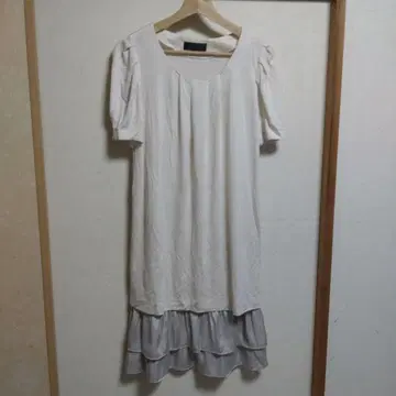 언타이틀 반팔 원피스 이너 포함