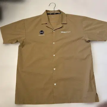 데상트 오픈 카라 셔츠