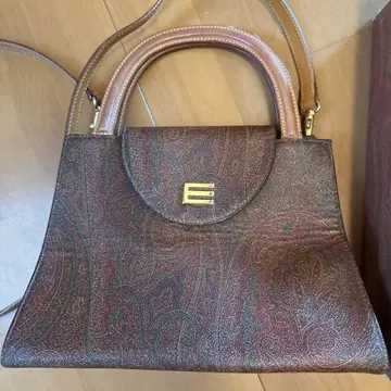 에트로 etro 엠보싱 가공 숄더백 브라운 계열