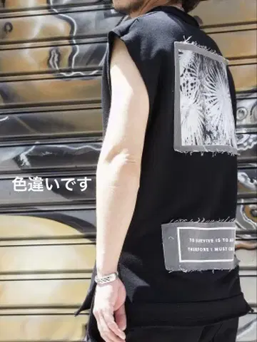 ADYN 에이디와이엔 슬리브리스 맨투맨 티셔츠 화이트