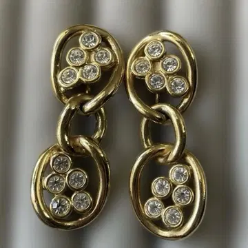 AVON 귀찌