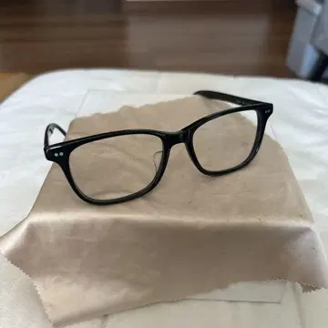 Ray-Ban RB 1530 블랙 안경 145