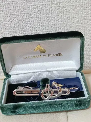 말발굽 말굽 넥타이핀 LE CHEVAL DE PLANETE