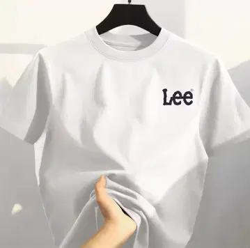 화이트 티셔츠 로고