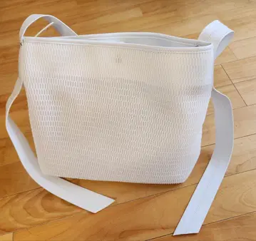 qbag paris nest doux 화이트