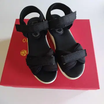 벨크로 스트랩 통굽 샌들 블랙 S