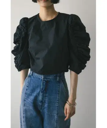STYLEMIXER/스타일 믹서 숄더 개더 블라우스 블랙