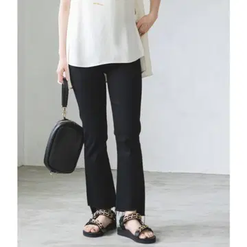 마더 THE INSIDER CROP STEP FRAY 데님 블랙 25