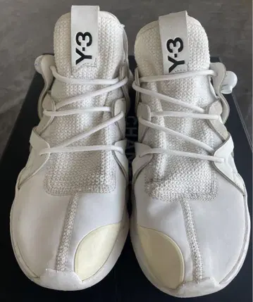 Y-3 화이트 스니커즈