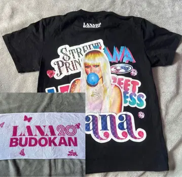 LANA BUDOKAN 티셔츠와 타월