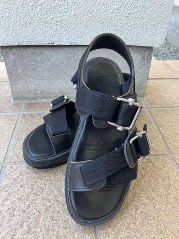 THE RERACS 벨트 컴포트 샌들 BLK