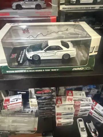 이노 모델 1/64 닛산 (R34) NISMO R-Tune MINE'S