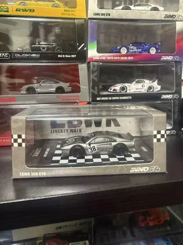 이노 모델 1/64 페라리 LB-WORKS 308 GTB 미개봉