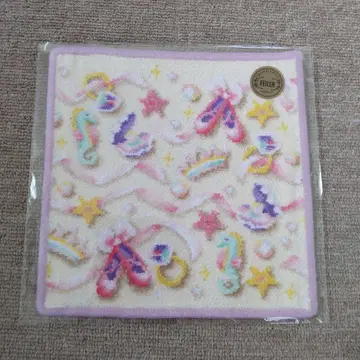 페이, 차코트, 손수건