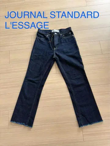 JOURNAL STANDARD L'ESSAGE / 제인 스미스