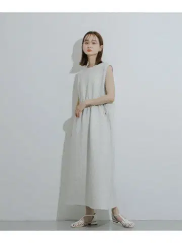 SENSE OF PLACE 센스 오브 플레이스 허리 드로스트 원피스