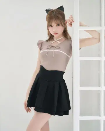 미셸 마카롱 M 사이즈 슬림 레그 스커트 슬림한 다리 블랙