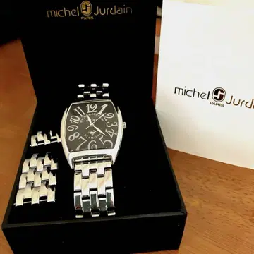 michel Jurdain 스포츠 블랙 다이얼 시계