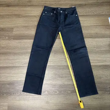 아페쎄 NEW STANDARD 블랙 데님 28