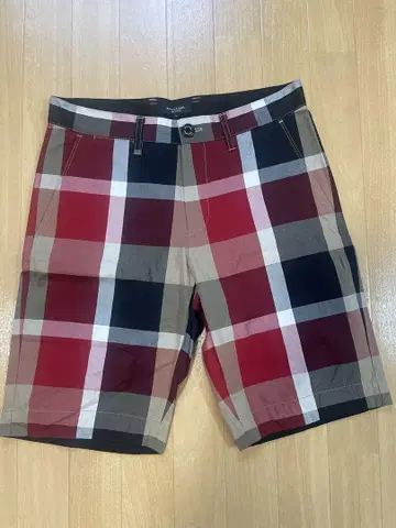 블랙 라벨 숏 팬츠