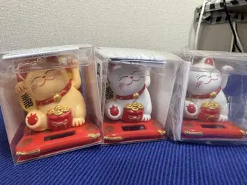 마네키네코 피규어 3종 세트