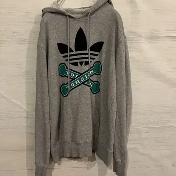 아디다스 후드티 M 사이즈