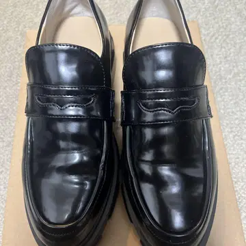 블랙 로퍼 통굽