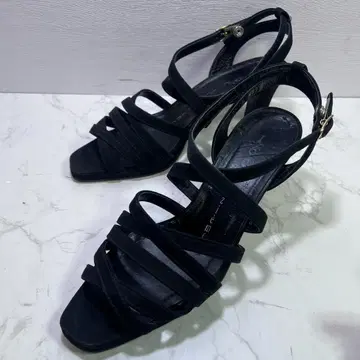 16e seize eme 세이즈엠 스트랩 샌들 블랙 23cm