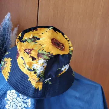 해바라기 무늬 버킷 햇 Lee Basil