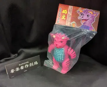 MEDICOMTOY 안락안사쿠 극장 안락안사쿠 누에 형광 핑크