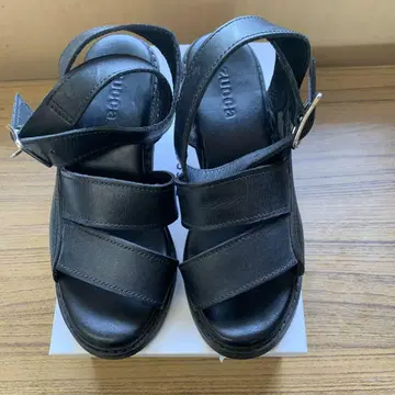 주카 샌들