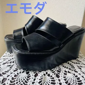 새상품급 EOMDA 에모다 블랙 통굽 샌들! S 사이즈