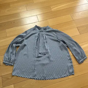 TRANS WORK 블라우스
