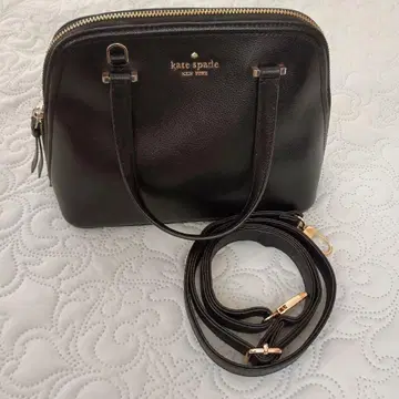 kate spade 블랙 가죽 핸드백