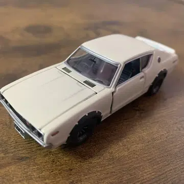 토미 스카이라인 2000GT-R 1/47