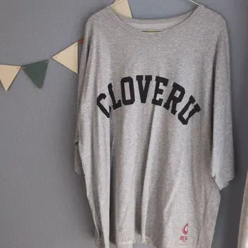 CLOVERU 로고 오버 사이즈 티셔츠
