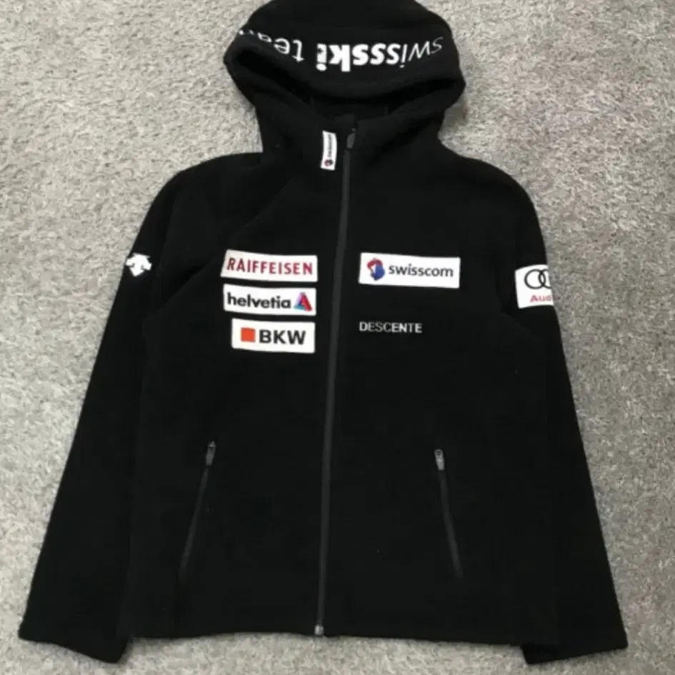 데상트 레플리카