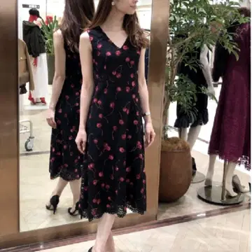 그레이스 콘티넨탈 체리 원피스