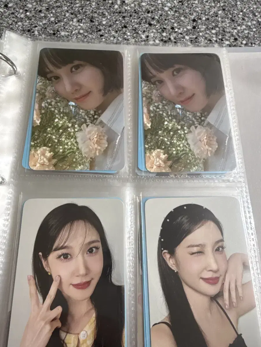 Park Eunbin poca. Price is listed.