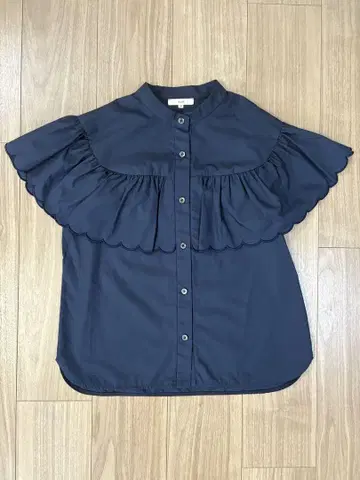 yori 프릴이 달린 네이비 셔츠 36