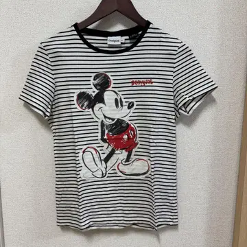 desigual 데시구알 미키 micky 반팔 티셔츠 M 사이즈